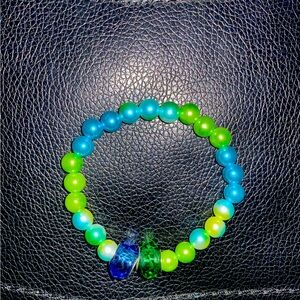 REVERSE DUO BLUE AND GREEN BEAD BRACELET